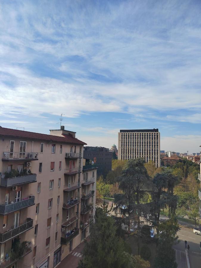 Apartment Stalingrado Bologna Buitenkant foto